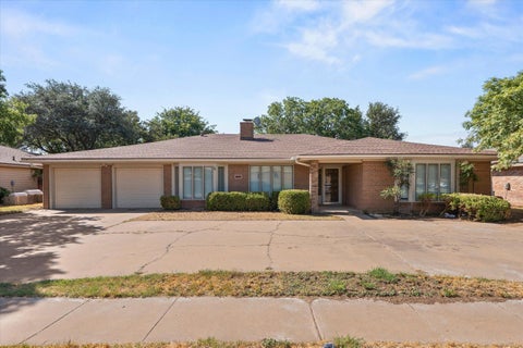 Photo of 3009 78th Street, Lubbock, TX 79423 (MLS # 202612441)