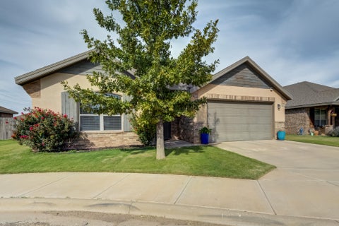 Photo of 5242 Jarvis Street, Lubbock, TX 79416 (MLS # 202614497)