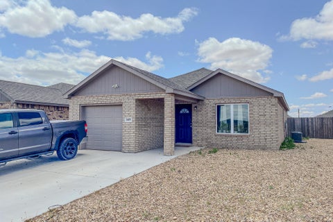 Photo of 2409 N Avenue N Ave, Lubbock, TX 79403 (MLS # 202613008)