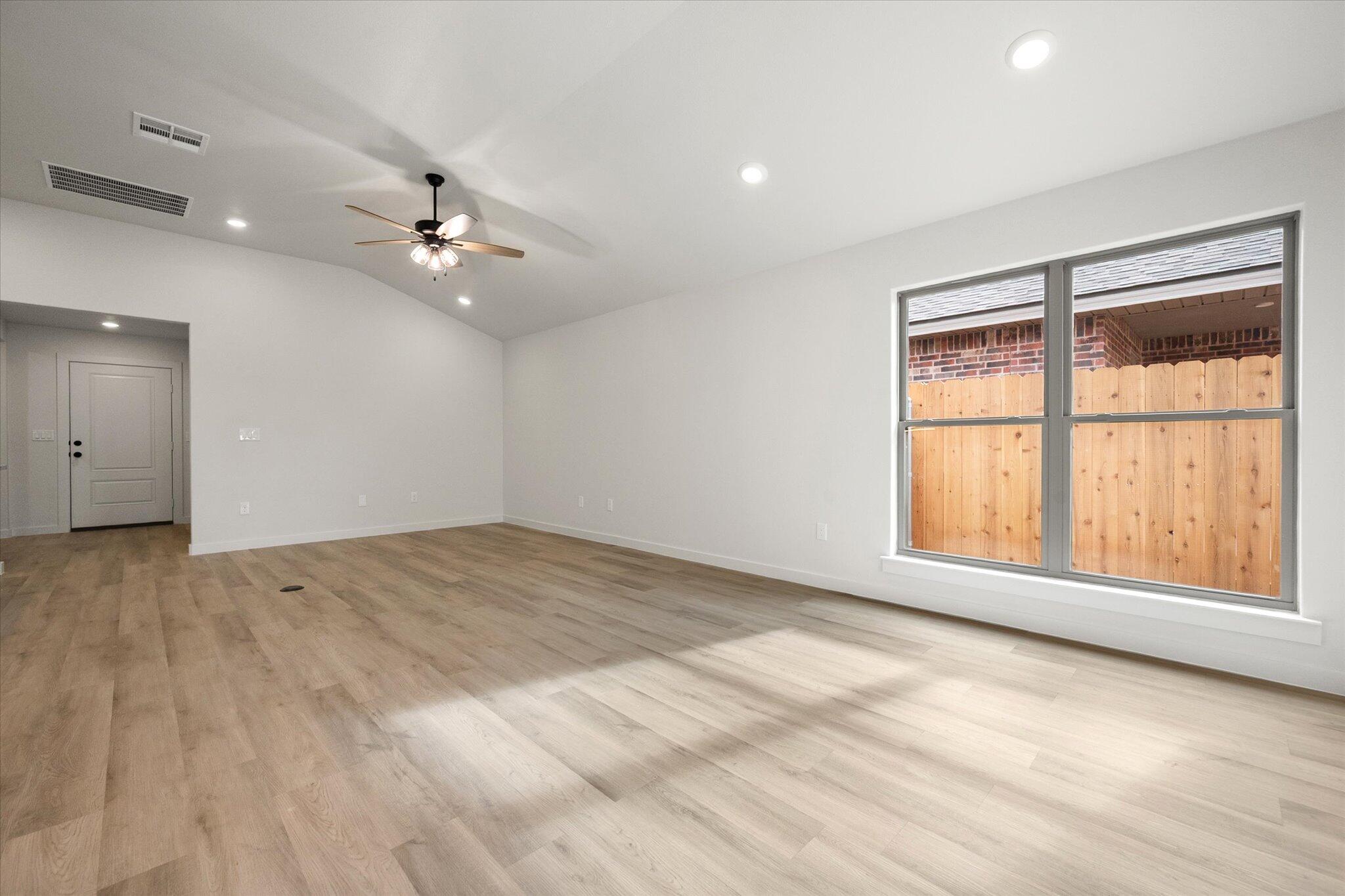 2407 Aberdeen Avenue