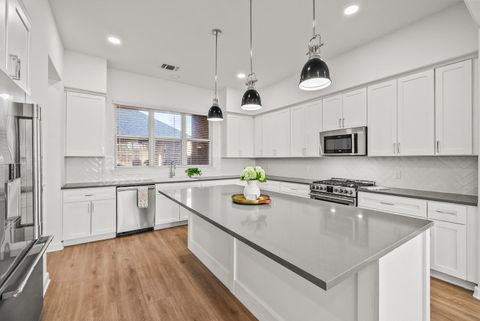 12102 Savannah Avenue Lubbock TX 79424