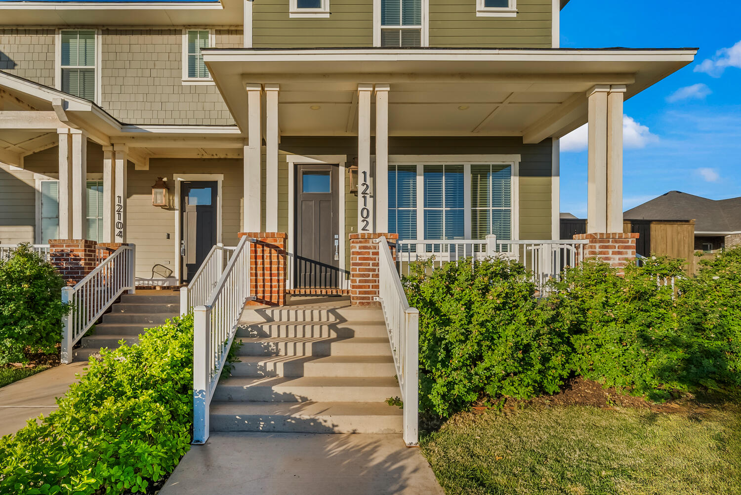 12102 Savannah Avenue