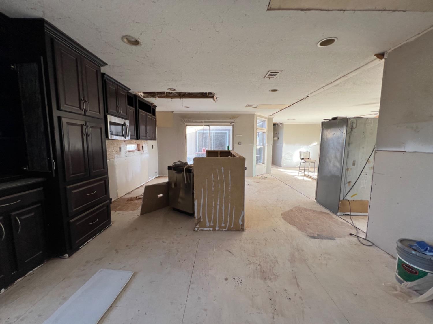 Lubbock, Texas 79415, United States, 3 Bedrooms Bedrooms, ,2 BathroomsBathrooms,Residential,Active,68061