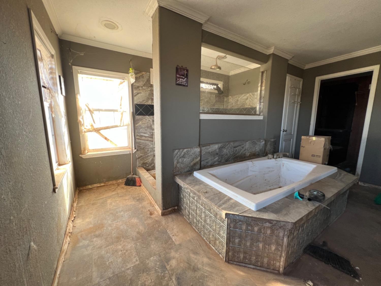 Lubbock, Texas 79415, United States, 3 Bedrooms Bedrooms, ,2 BathroomsBathrooms,Residential,Active,68061