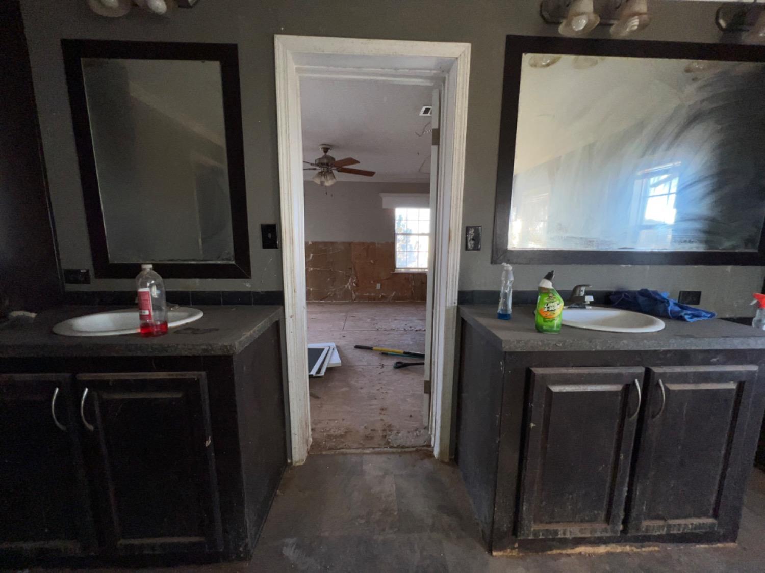 Lubbock, Texas 79415, United States, 3 Bedrooms Bedrooms, ,2 BathroomsBathrooms,Residential,Active,68061