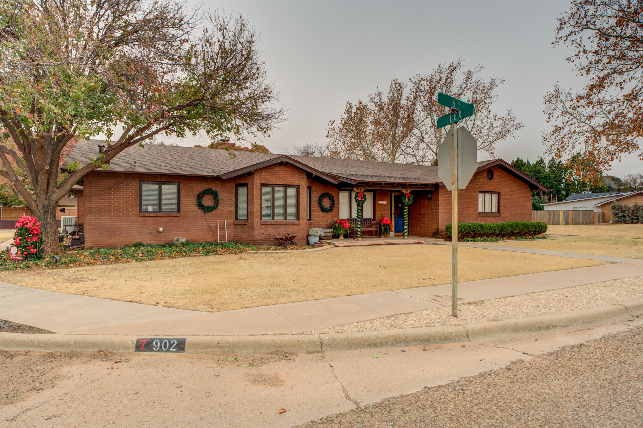 902 W 6th Street, Idalou, TX, 79329 1 902 W 6th Street