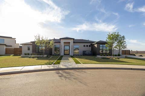 Photo of 14914 Miami Avenue #BLDG 10, Lubbock, TX 79423 (MLS # 202610436)