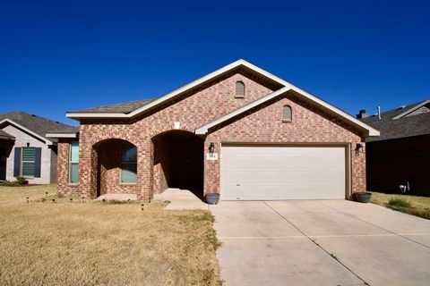 Photo of 1604 137th Street, Lubbock, TX 79423 (MLS # 202607135)