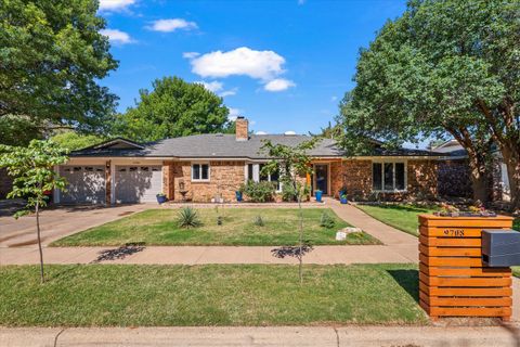 Photo of 9708 Louisville Avenue, Lubbock, TX 79423 (MLS # 202606441)