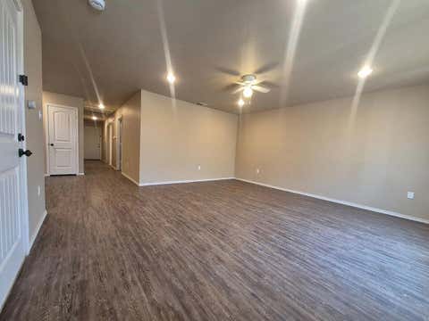 Photo of 2408 N Avenue O, Lubbock, TX 79403 (MLS # 202610607)