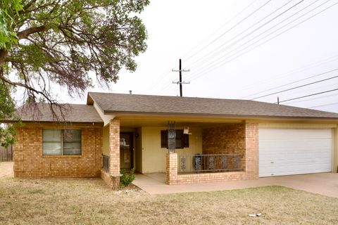 Photo of 402 Ironton Avenue, Lubbock, TX 79416 (MLS # 202605762)