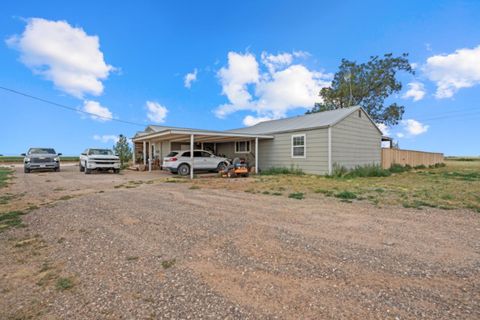 A home in Ropesville