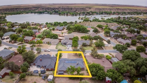Photo of 26 Highland Drive, Ransom Canyon, TX 79366 (MLS # 202610980)