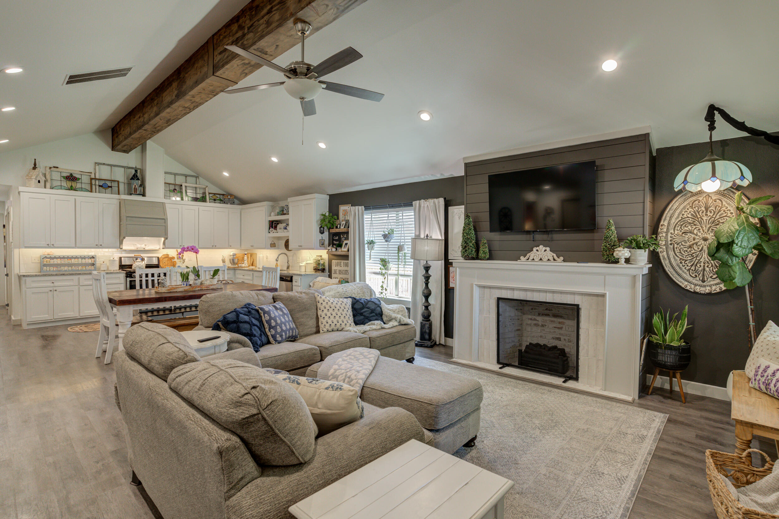 610 Walnut Street