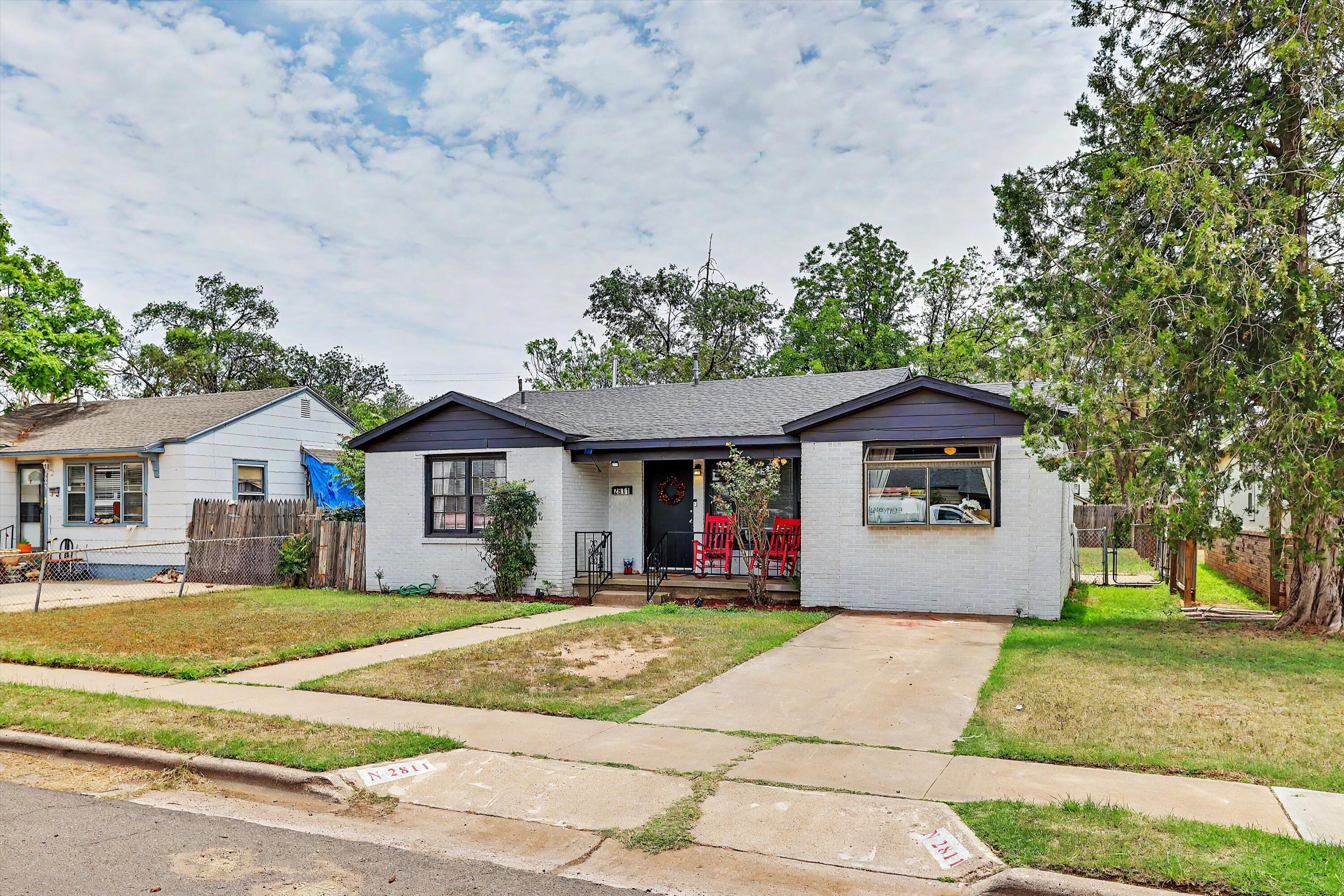 2811 35th Street - Photo 3