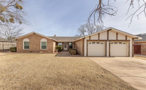 Photo of 6 Ridge Road, Ransom Canyon, TX 79366 (MLS # 202605547)
