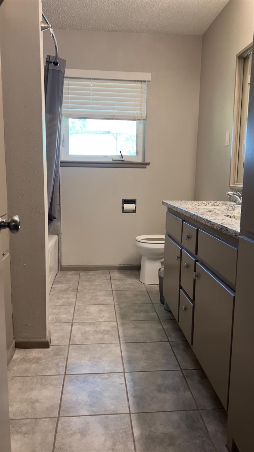 Lubbock, Texas 79413, United States, 3 Bedrooms Bedrooms, ,2 BathroomsBathrooms,Residential,Active,60272