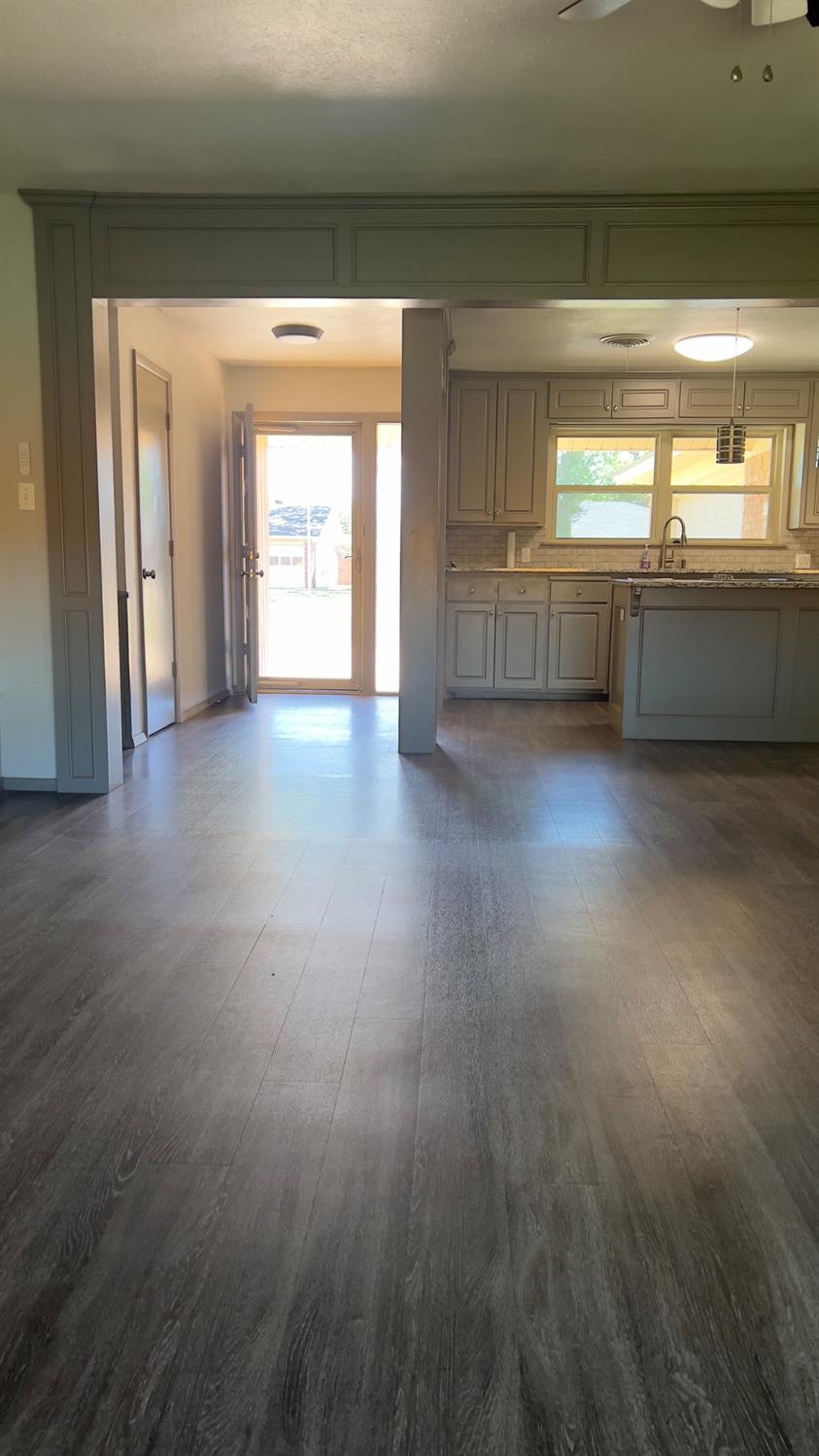 Lubbock, Texas 79413, United States, 3 Bedrooms Bedrooms, ,2 BathroomsBathrooms,Residential,Active,60272