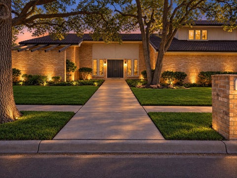 Photo of 4405 89th Street, Lubbock, TX 79424 (MLS # 202612405)