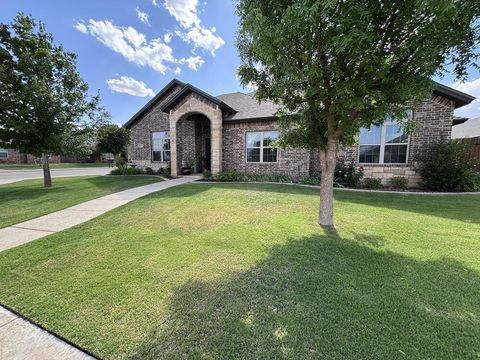 Photo of 12208 Norfolk Avenue, Lubbock, TX 79423 (MLS # 202606621)