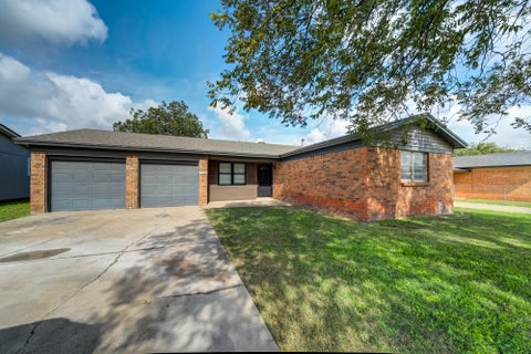 Photo of 5312 23rd Street, Lubbock, TX 79407 (MLS # 202614791)