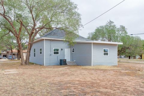 A home in Tahoka