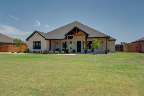 Photo of 6021 135th Street, Lubbock, TX 79424 (MLS # 202612899)