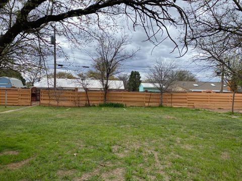 A home in Crosbyton