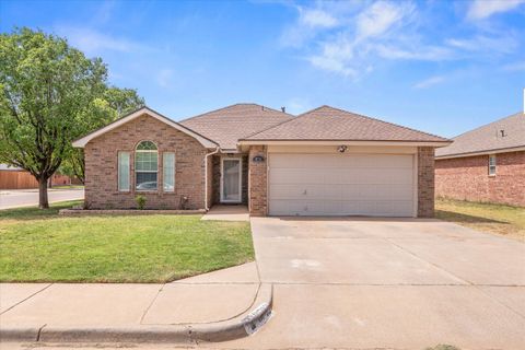 Photo of 6713 9th Street, Lubbock, TX 79416 (MLS # 202606782)