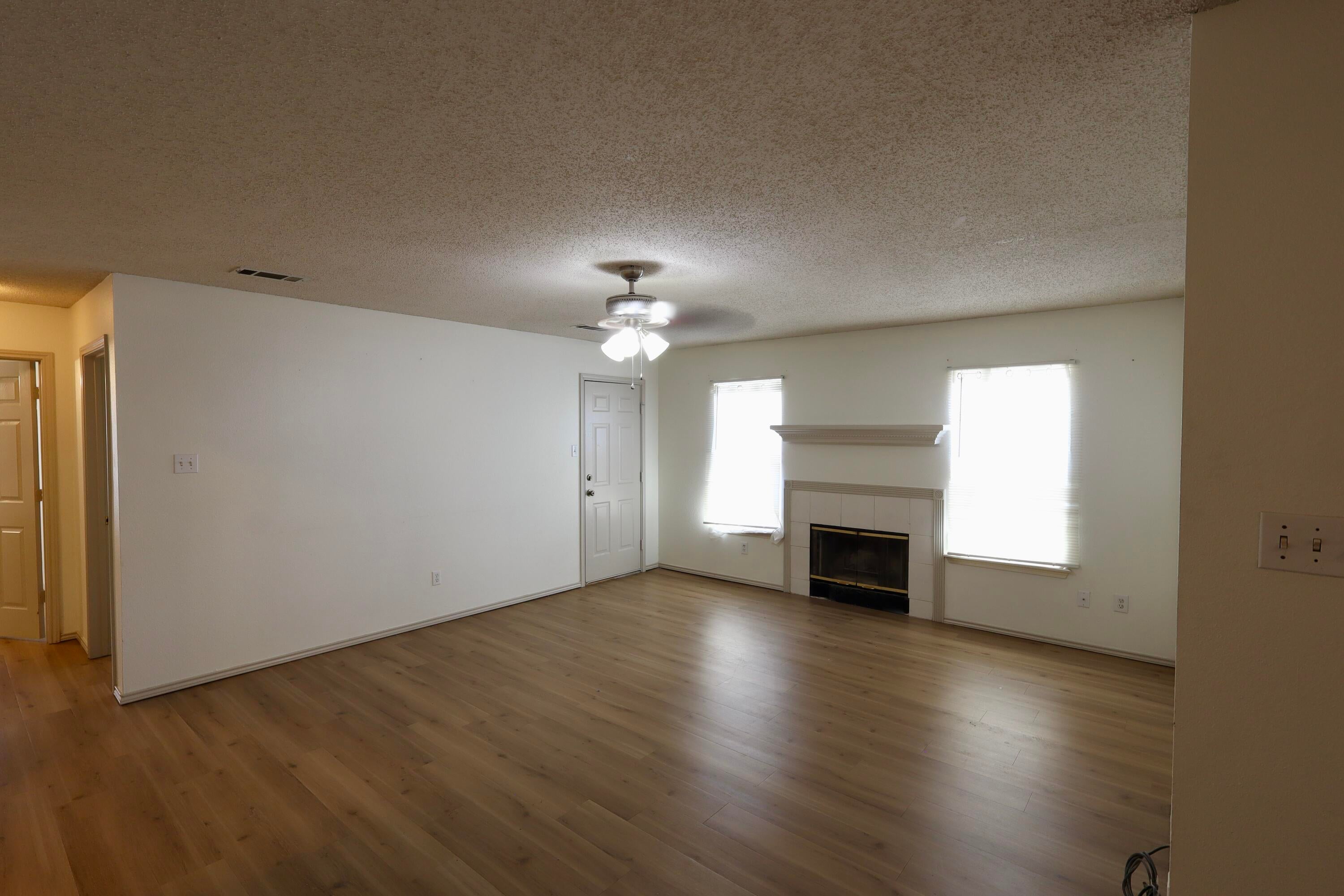 811 Ironton Drive - Photo 4