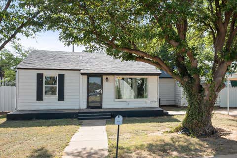 Photo of 107 Stadium Drive, New Home, TX 79381 (MLS # 202610638)