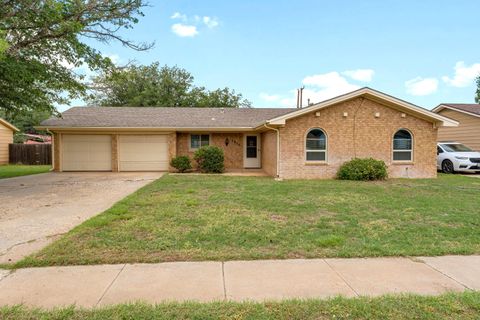 Photo of 4826 9th Street, Lubbock, TX 79416 (MLS # 202608655)