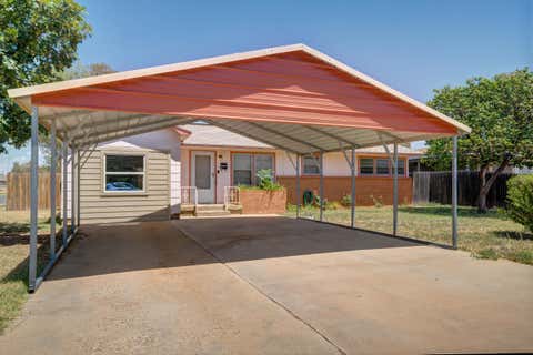 Photo of 1920 47th Street, Lubbock, TX 79412 (MLS # 202611284)