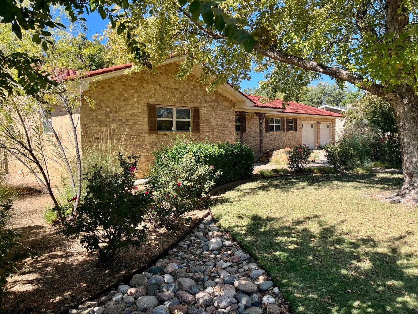 1407 Amarillo Street