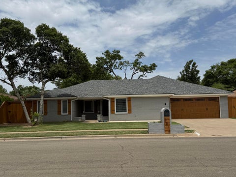 Photo of 3512 97th Street, Lubbock, TX 79423 (MLS # 202608914)