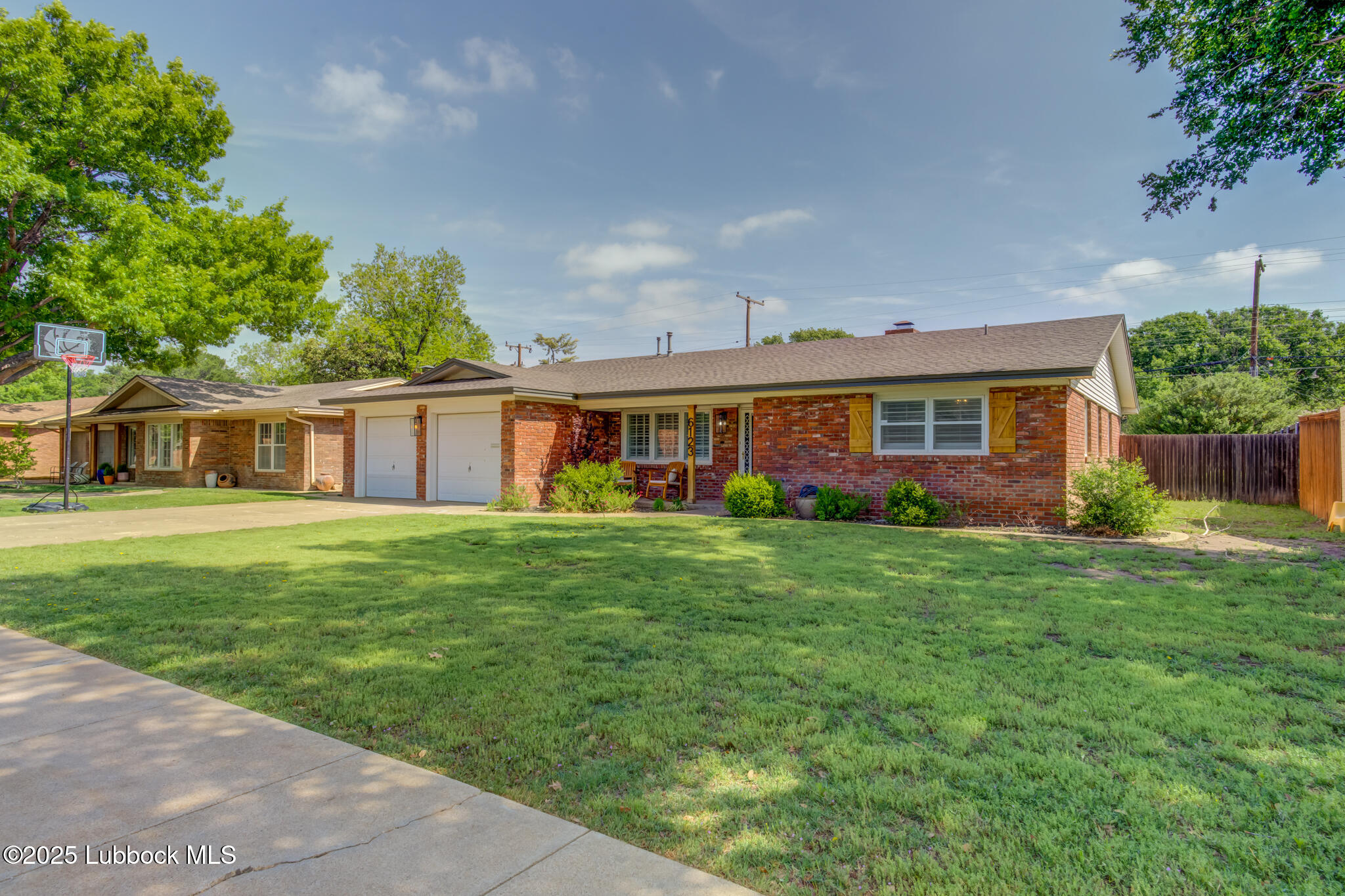6123 Louisville Drive