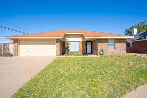 Photo of 5738 96th Street, Lubbock, TX 79424 (MLS # 202614433)