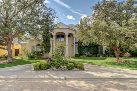 Photo of 1914 Aberdeen Avenue, Lubbock, TX 79407 (MLS # 202605544)