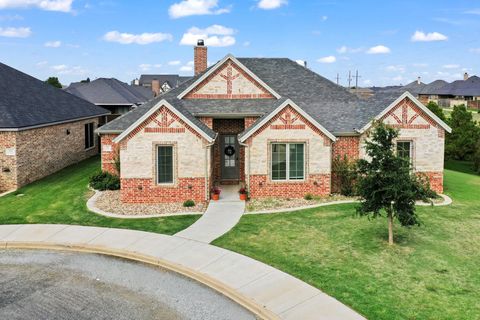 Photo of 501 Buckingham Avenue, Wolfforth, TX 79382 (MLS # 202608384)