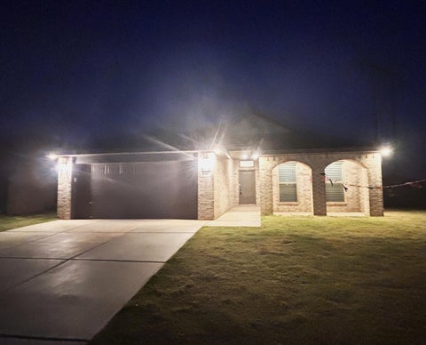 Photo of 6303 Wausau Avenue, Lubbock, TX 79407 (MLS # 202614103)