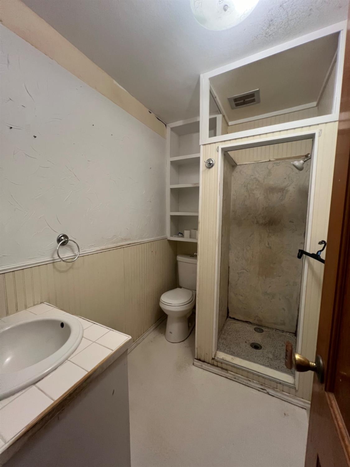 Plainview, Texas 79072, United States, 3 Bedrooms Bedrooms, ,2 BathroomsBathrooms,Residential,Active,67138