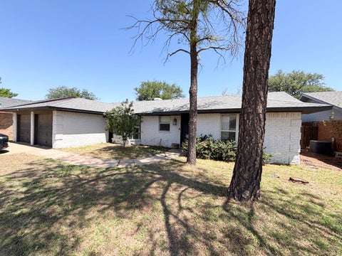 Photo of 5726 37th Street, Lubbock, TX 79407 (MLS # 202607840)