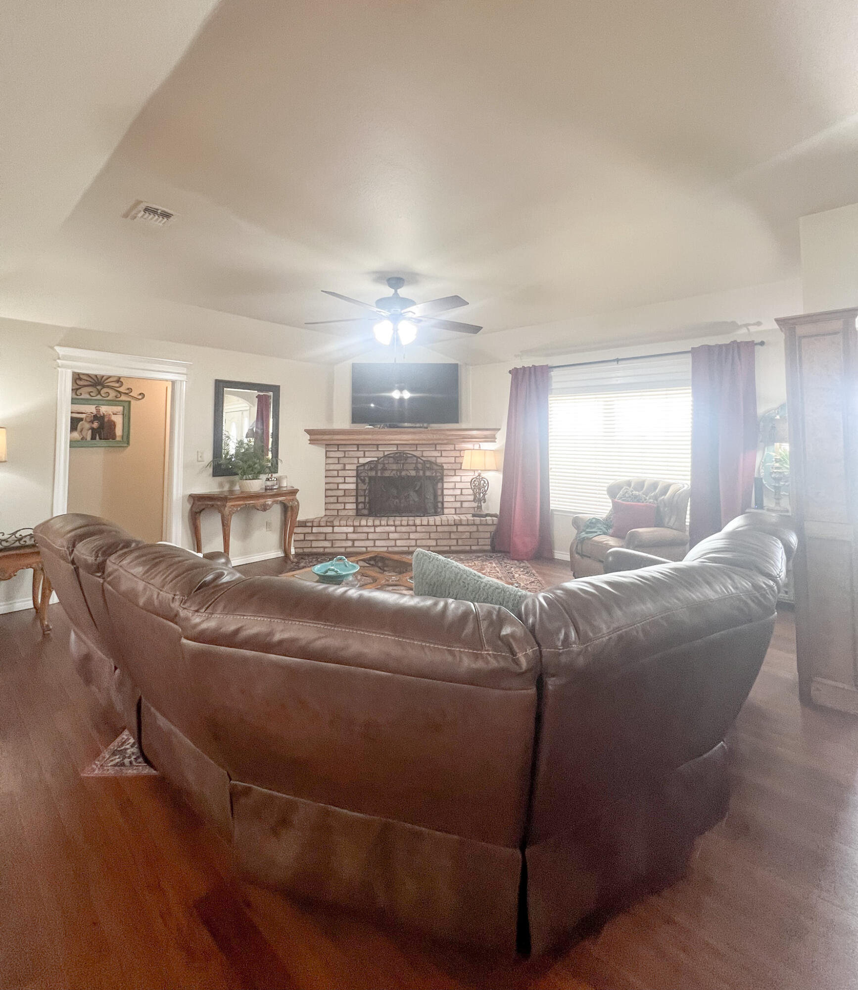 605 S Itasca