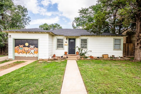 Photo of 3614 38th Street, Lubbock, TX 79413 (MLS # 202608545)