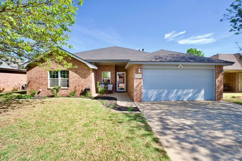 Photo of 6718 9th Street, Lubbock, TX 79416 (MLS # 202606871)