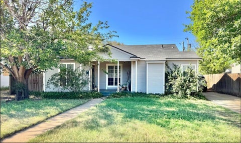 Photo of 3405 26th Street, Lubbock, TX 79410 (MLS # 202611566)