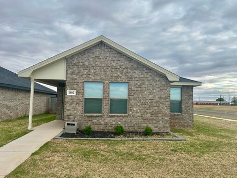 Photo of 1802 E Harvard Street, Lubbock, TX 79403 (MLS # 202605899)
