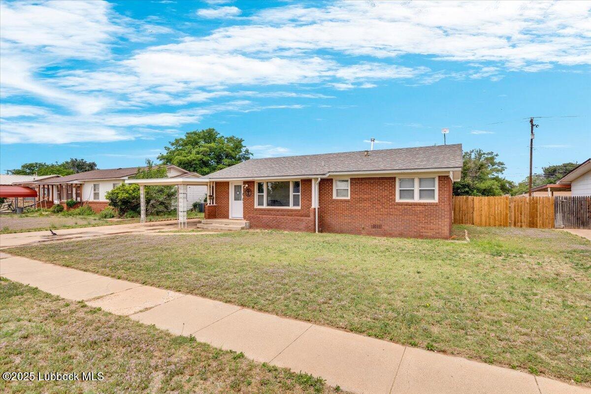 1209 E Reppto Street, Brownfield, TX, 79316 1 1209 E Reppto Street