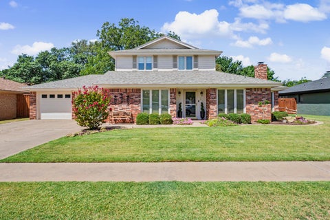 Photo of 9708 Lynnhaven Avenue, Lubbock, TX 79423 (MLS # 202614124)