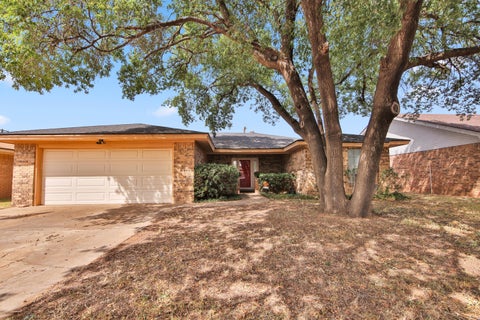 Photo of 2712 79th Street, Lubbock, TX 79423 (MLS # 202612986)